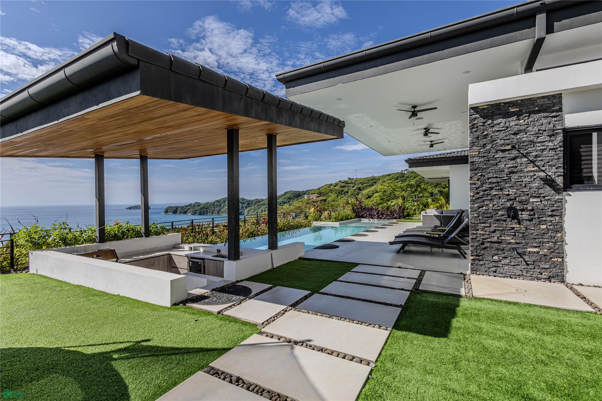 Casa Siete Cielos Pacifico Heights