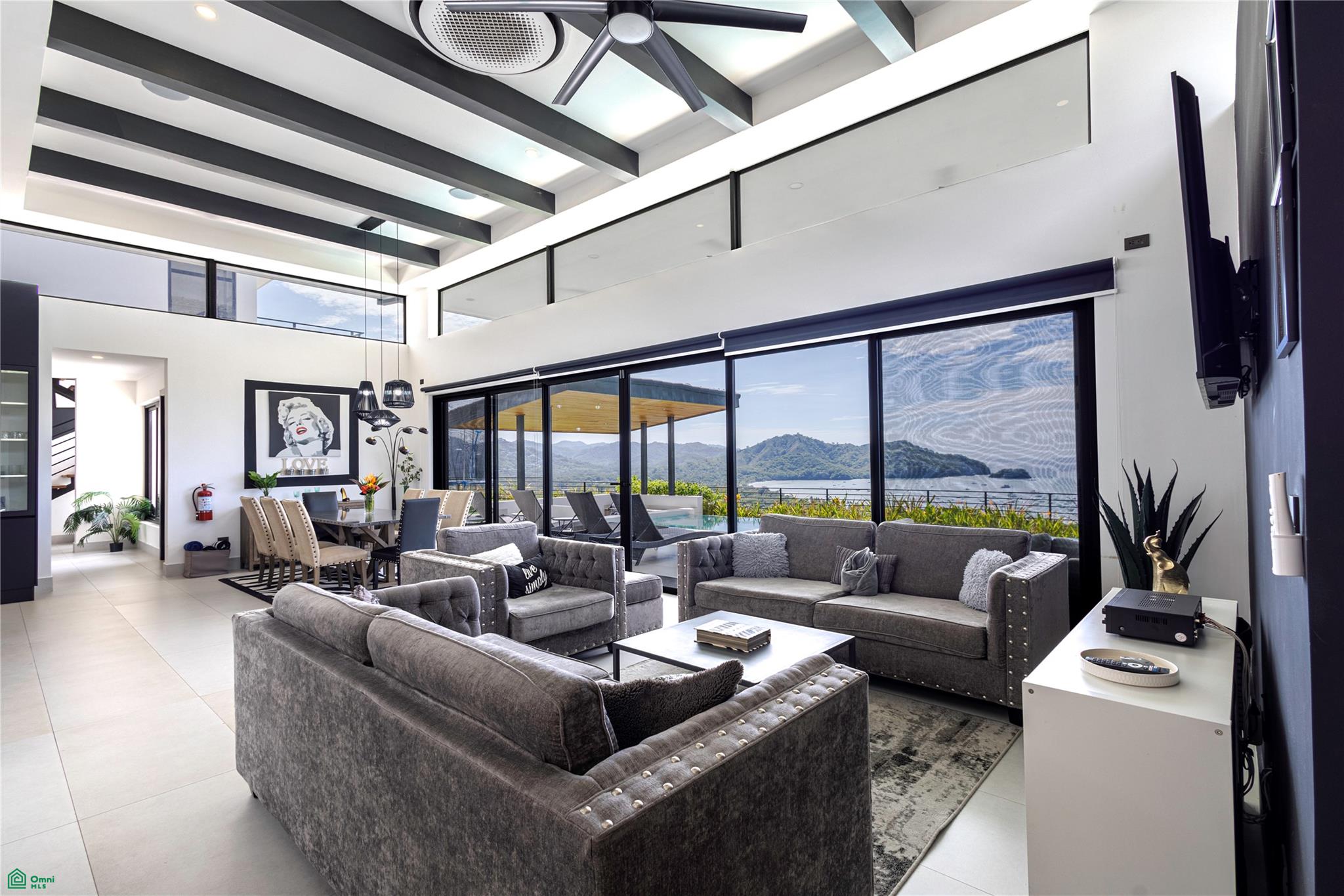 Casa Siete Cielos Pacifico Heights