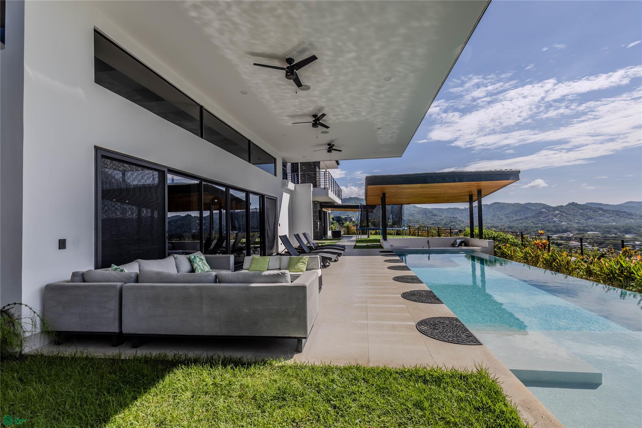 Casa Siete Cielos Pacifico Heights