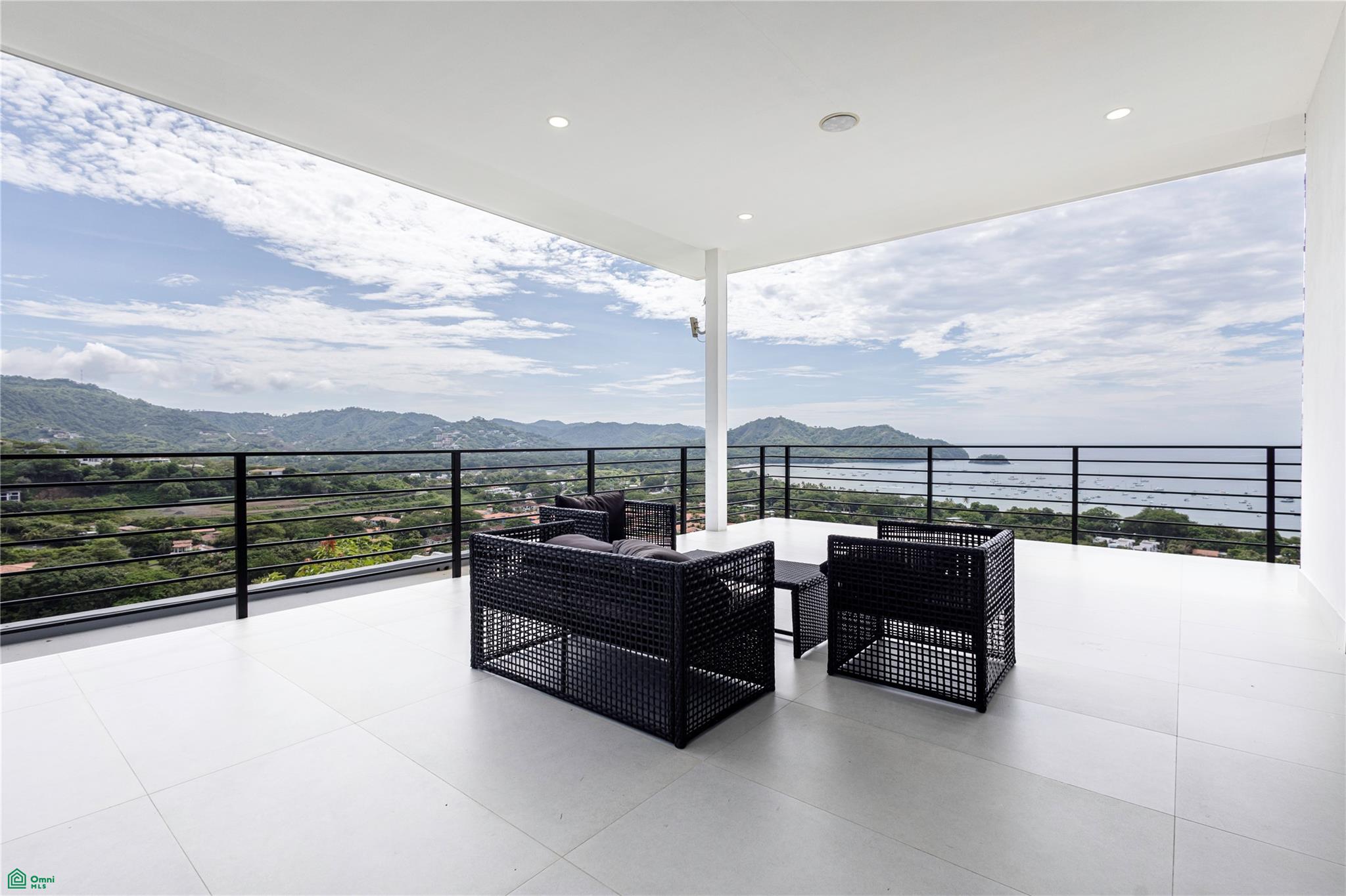 Casa Siete Cielos Pacifico Heights