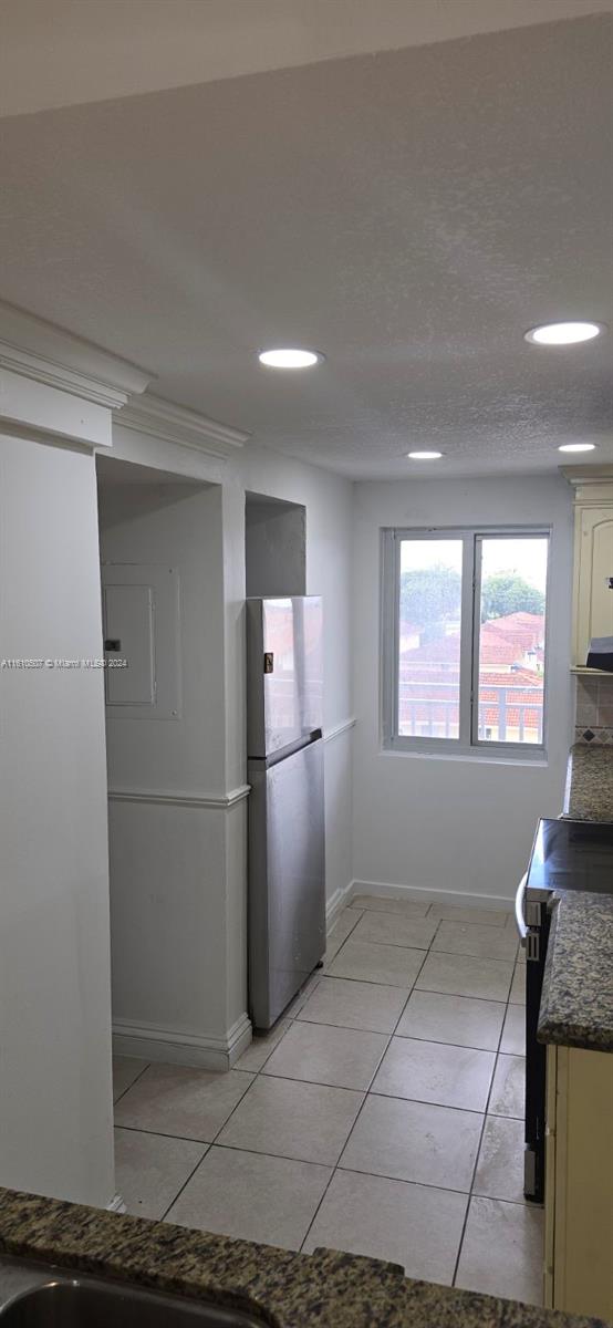 9915 W Okeechobee Rd # 508 Unit: 2-508
