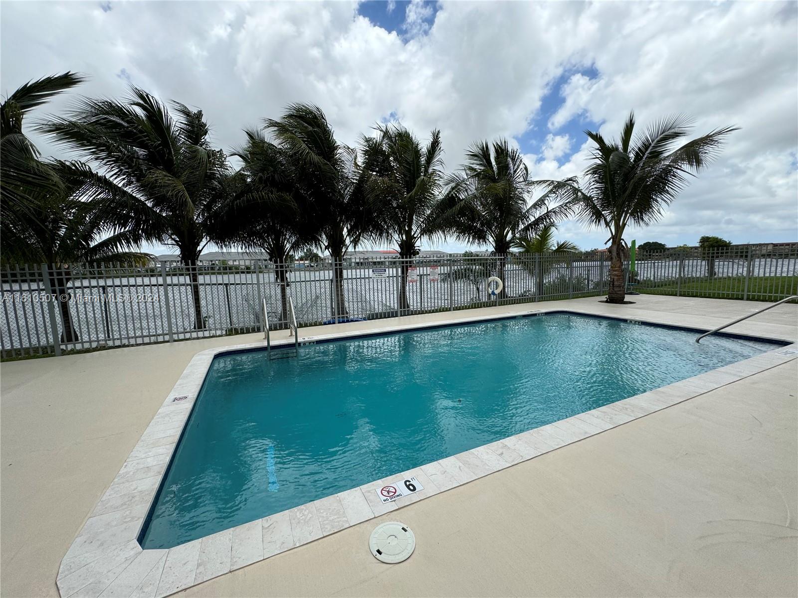 9915 W Okeechobee Rd # 508 Unit: 2-508