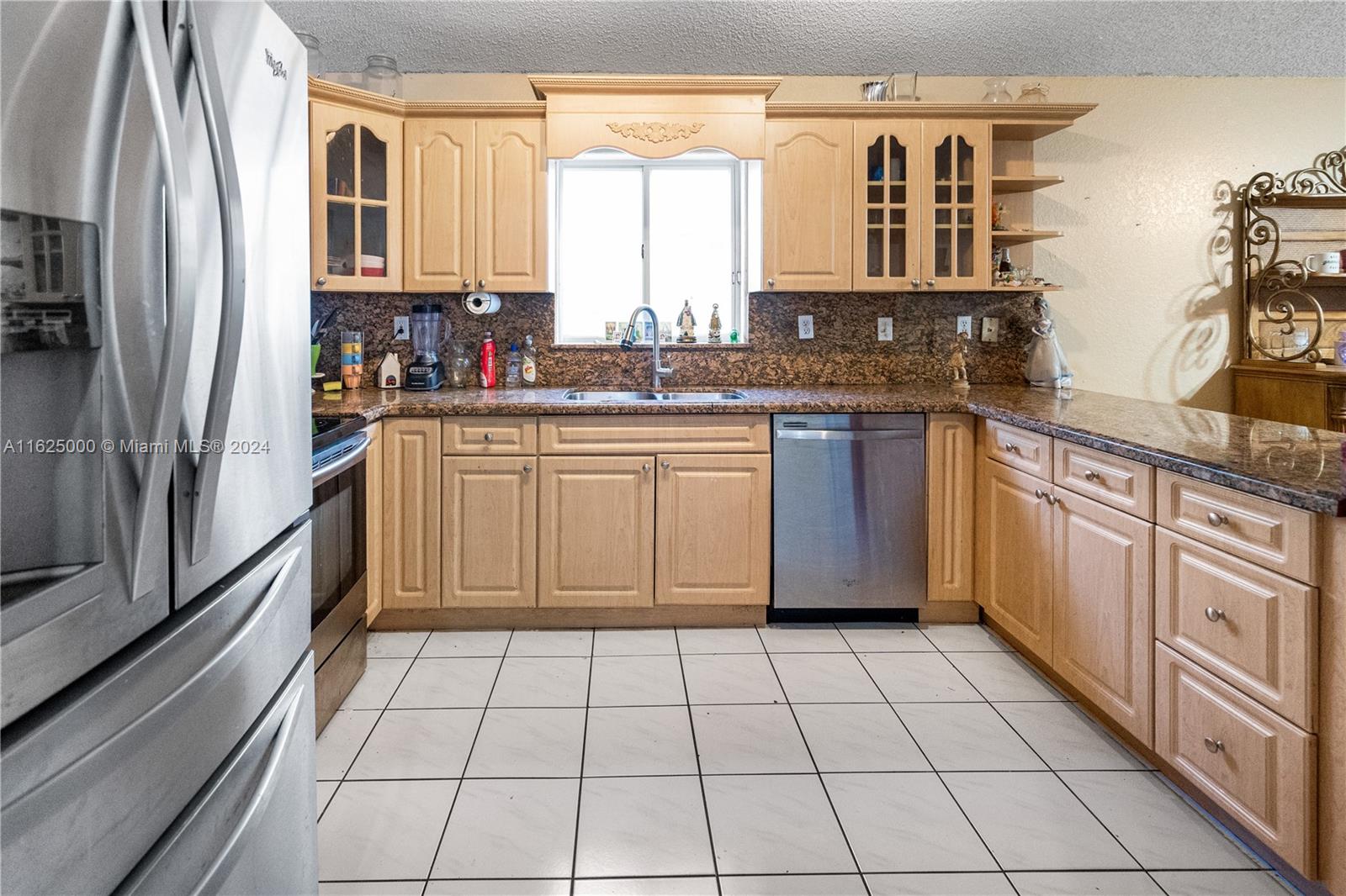 3583 W 72nd St