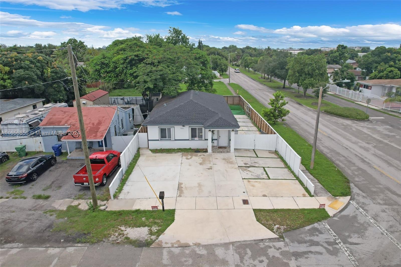 7505 NW 15th Ave