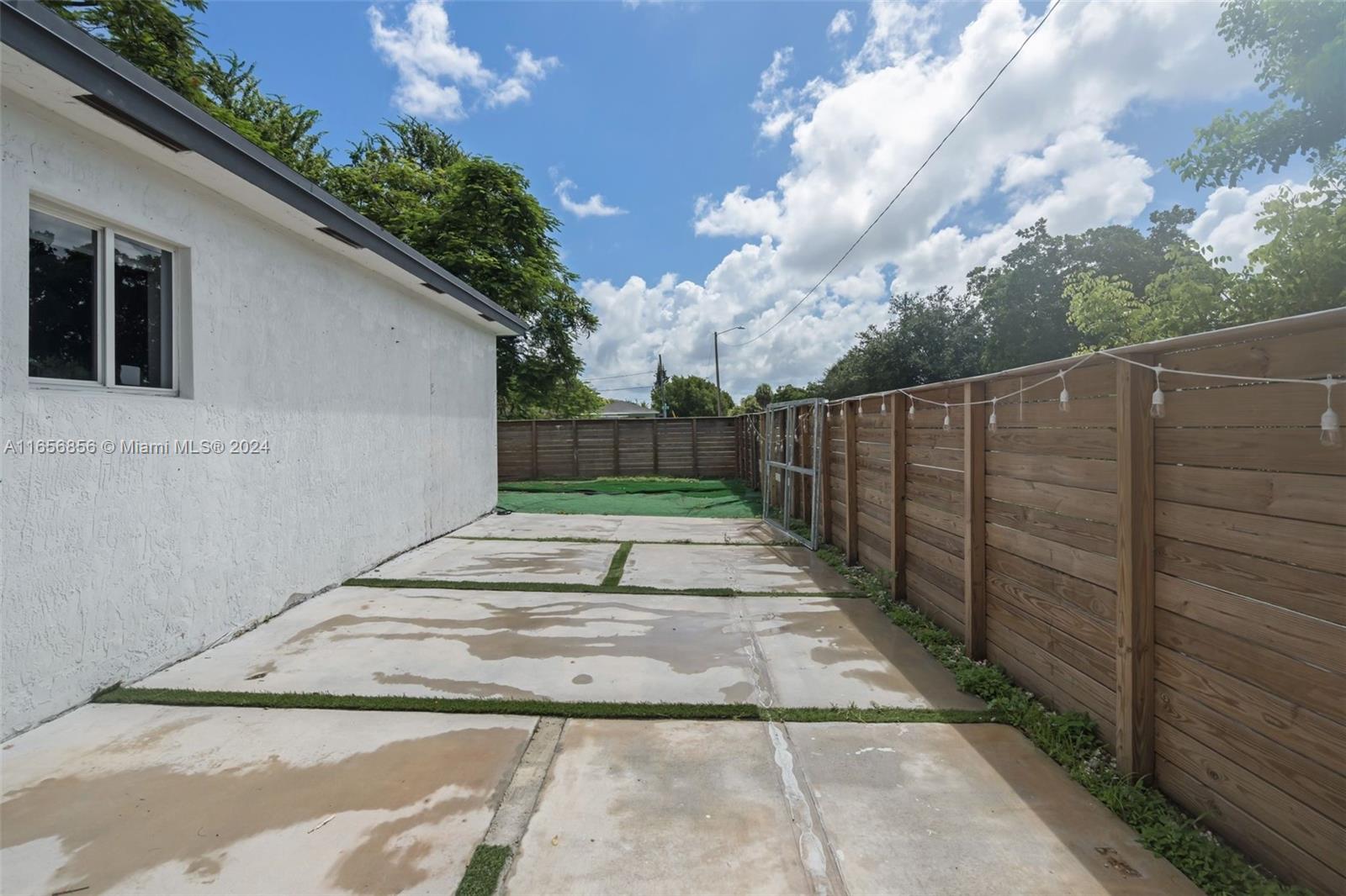 7505 NW 15th Ave