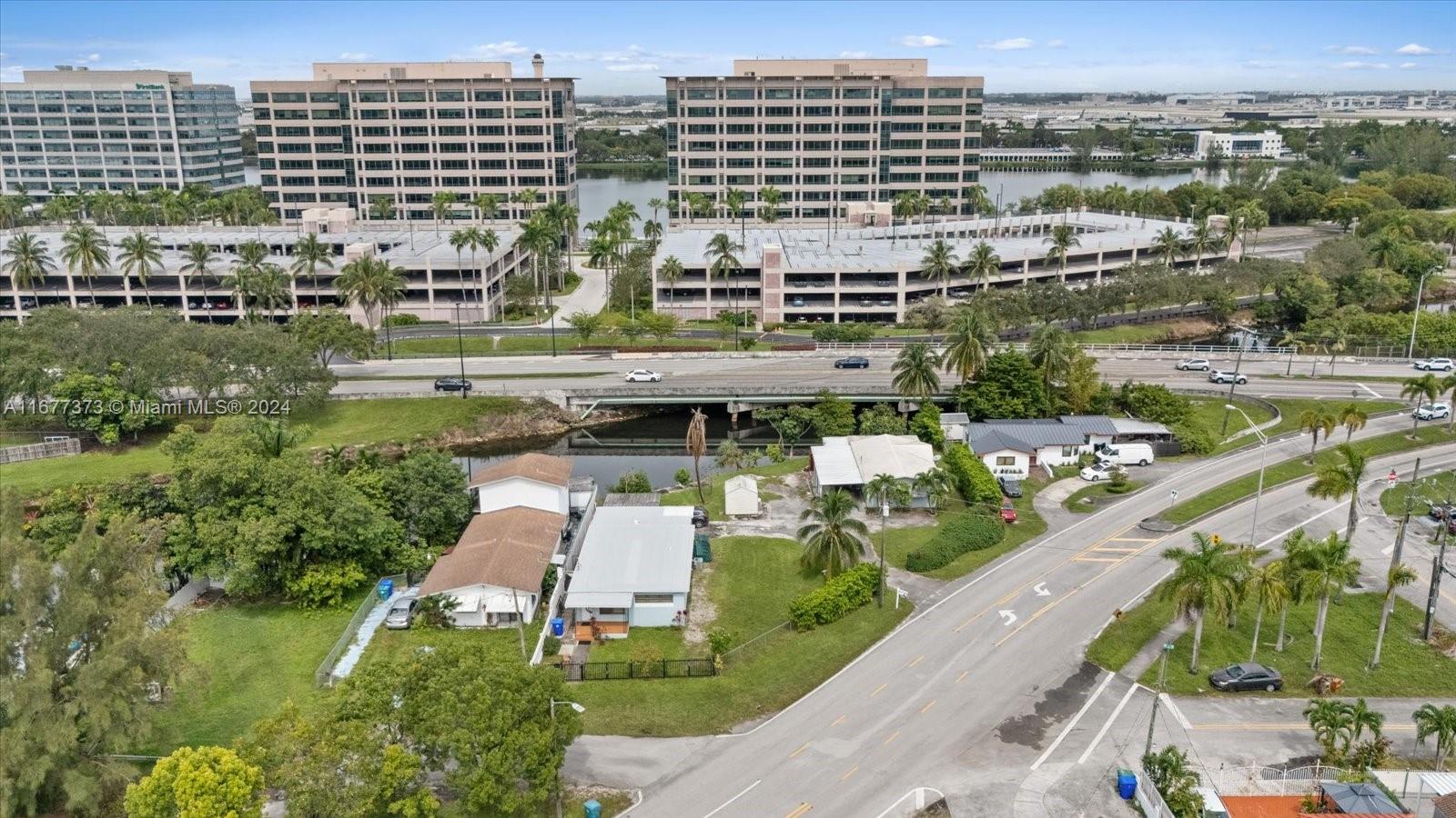 6121 Tamiami Canal Rd