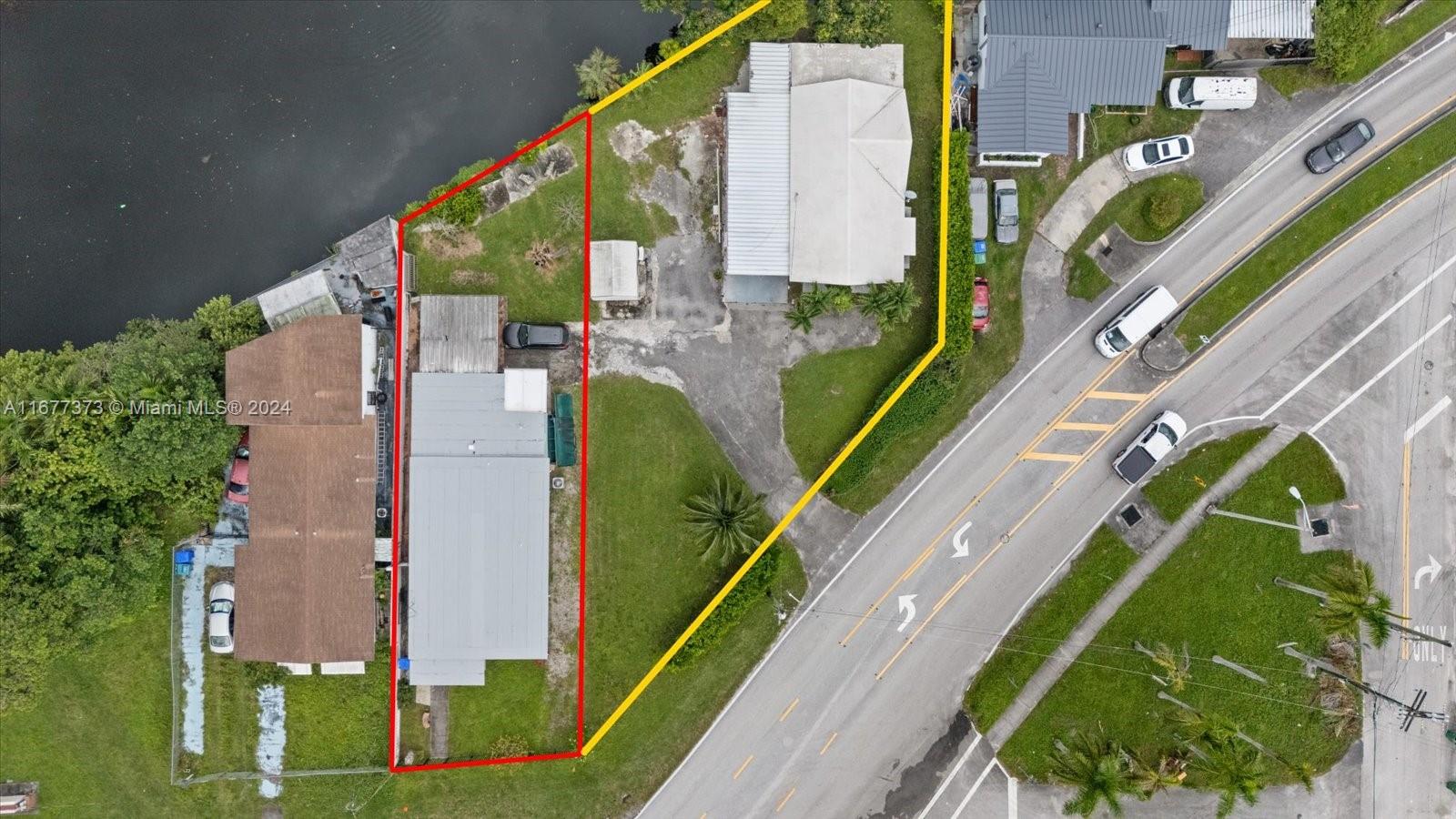 6121 Tamiami Canal Rd