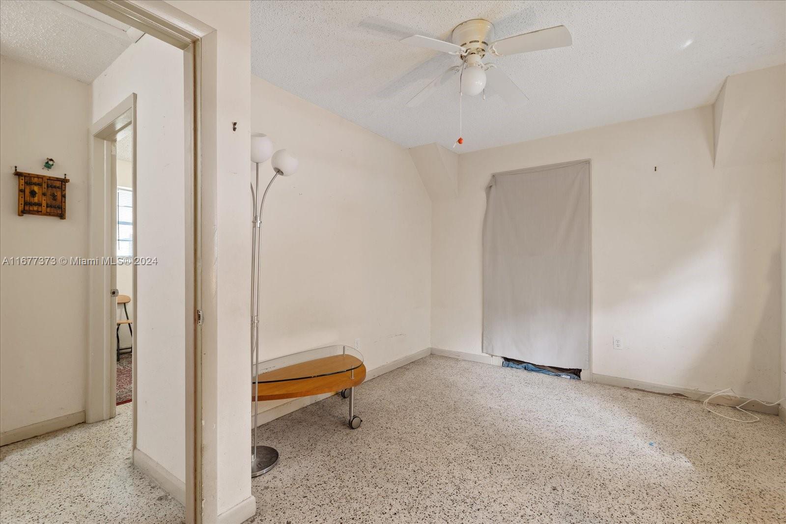 6121 Tamiami Canal Rd