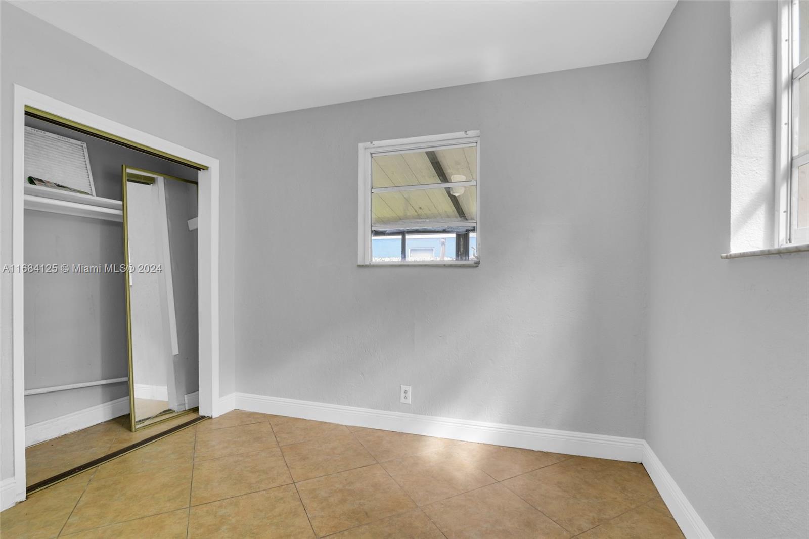 4350 NW 59th St