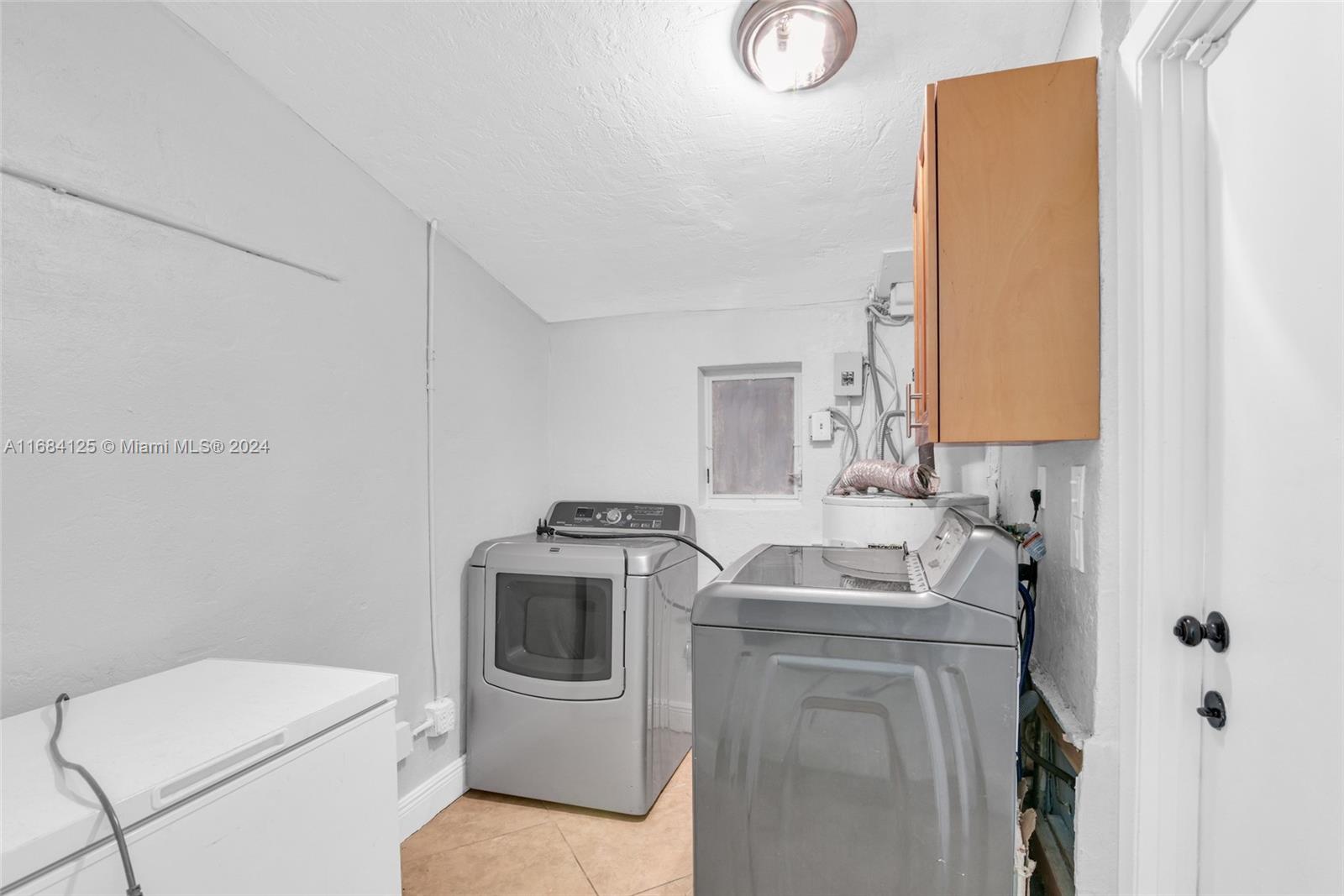 4350 NW 59th St