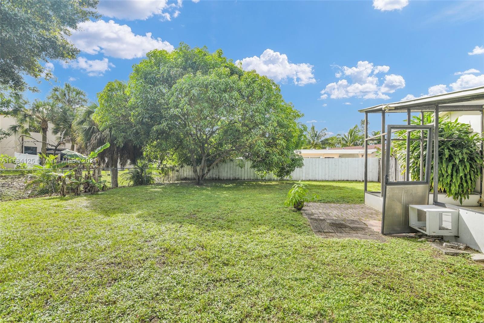 4350 NW 59th St