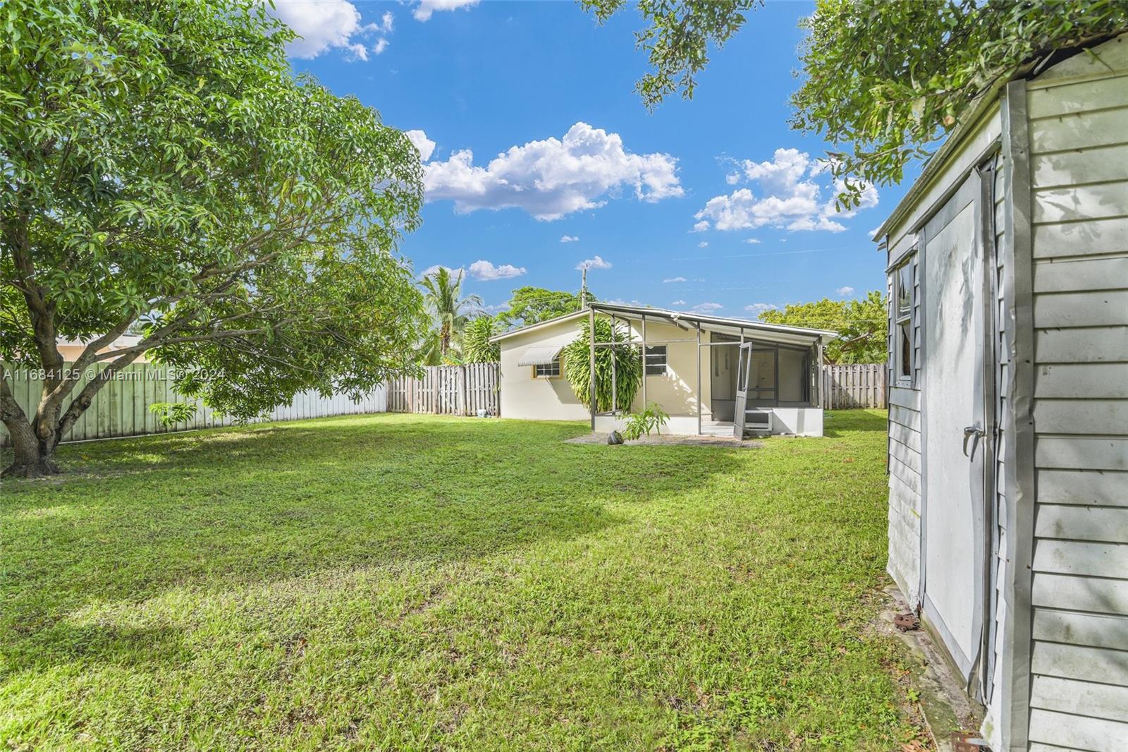 4350 NW 59th St