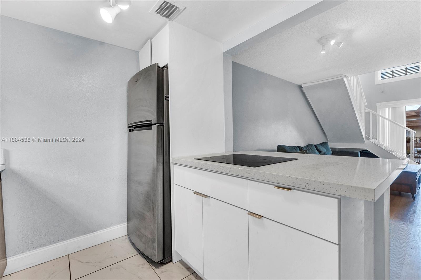 8600 SW 109th Ave # 207 Unit: 4-207