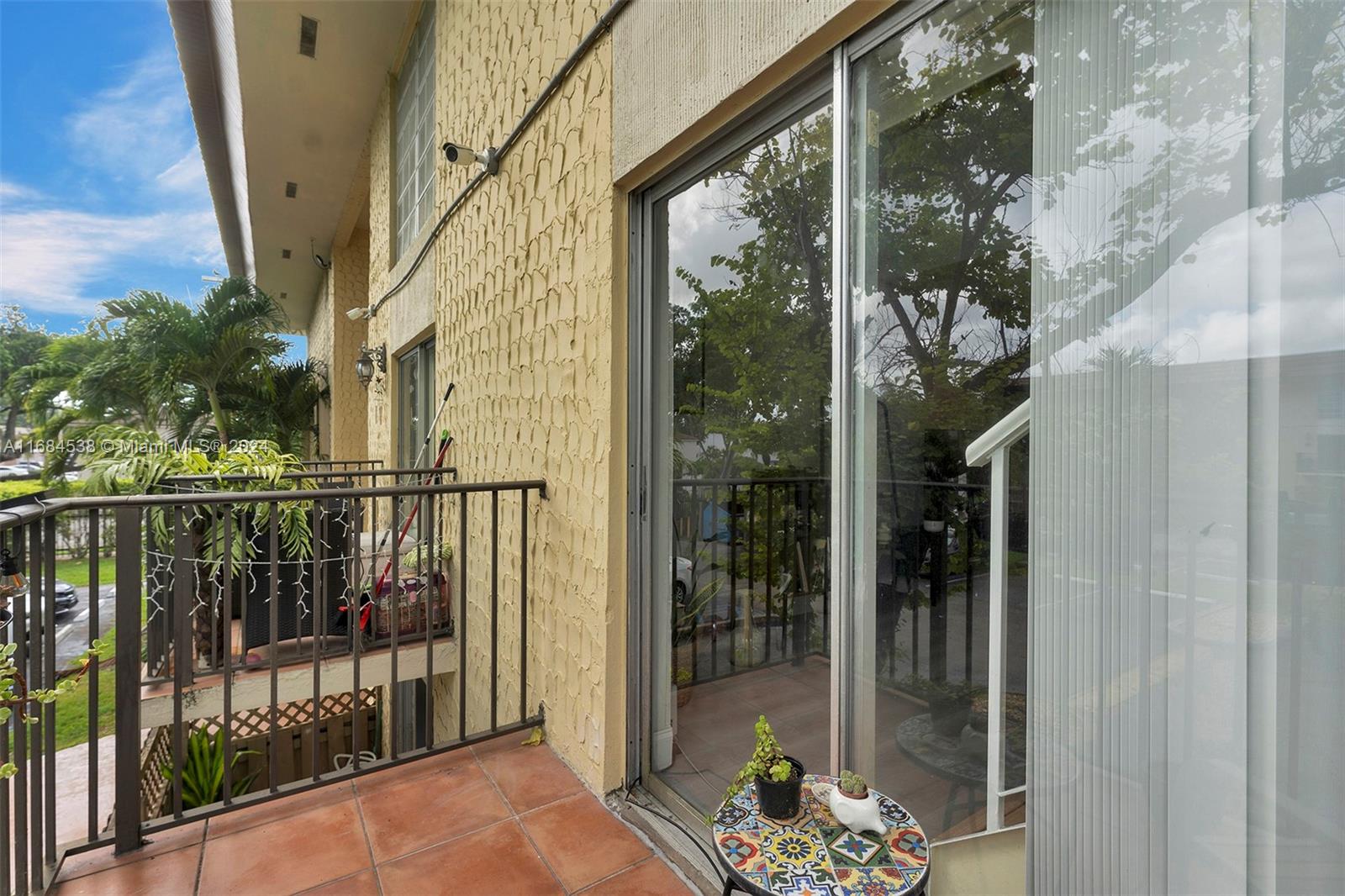 8600 SW 109th Ave # 207 Unit: 4-207