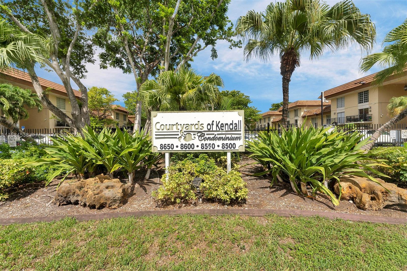 8600 SW 109th Ave # 207 Unit: 4-207