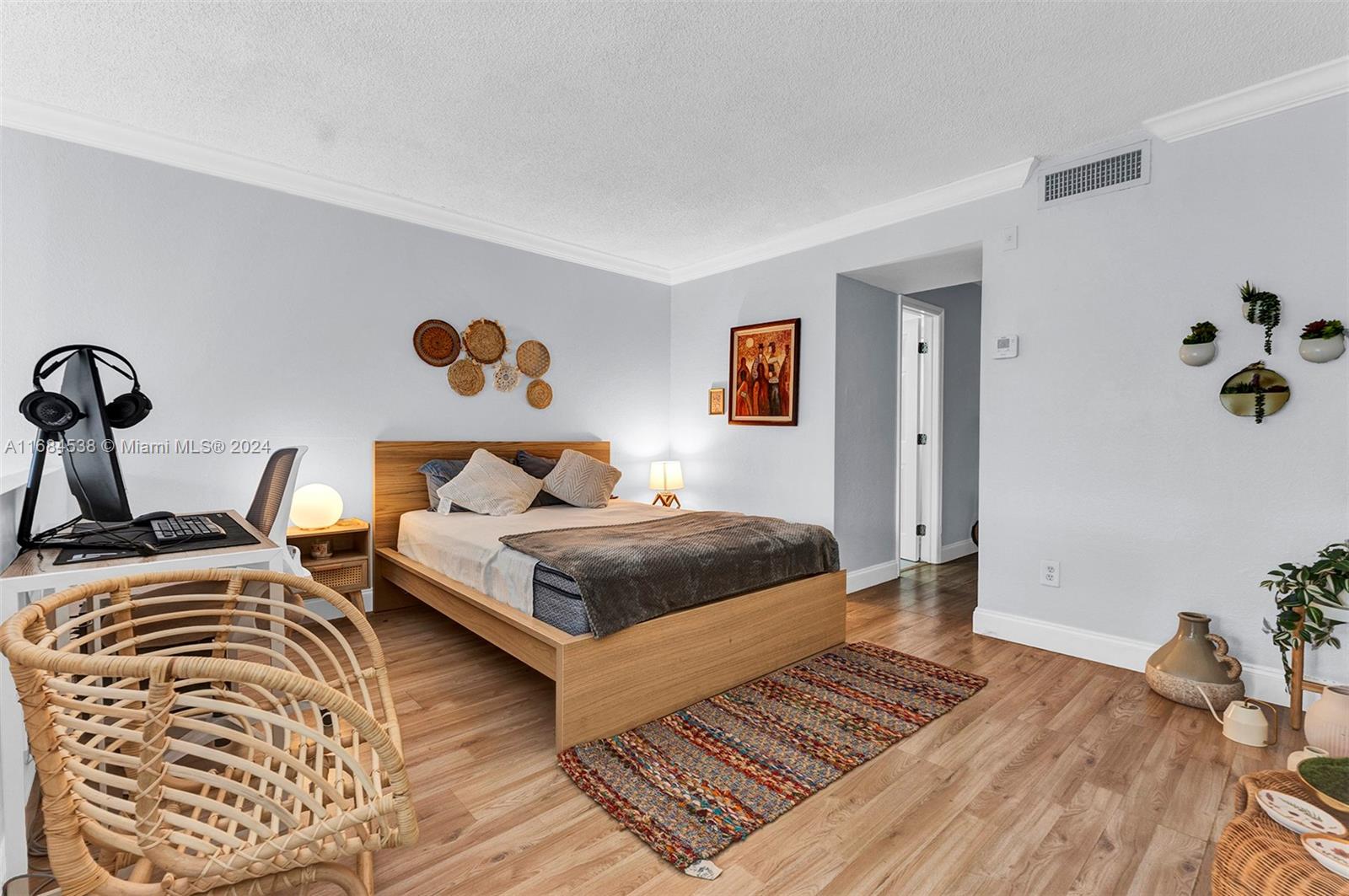8600 SW 109th Ave # 207 Unit: 4-207