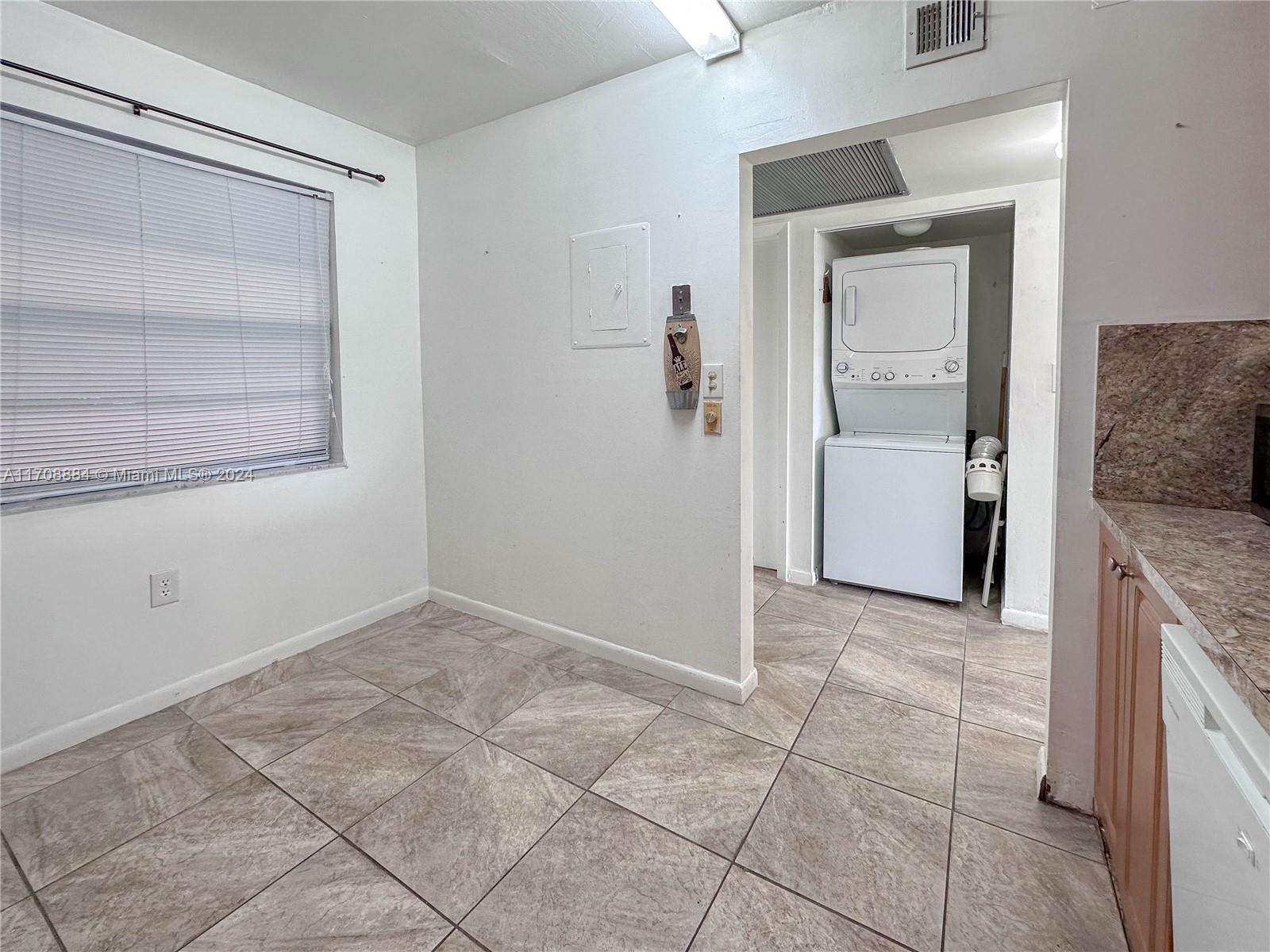 1100 Colony Point Cir # 218