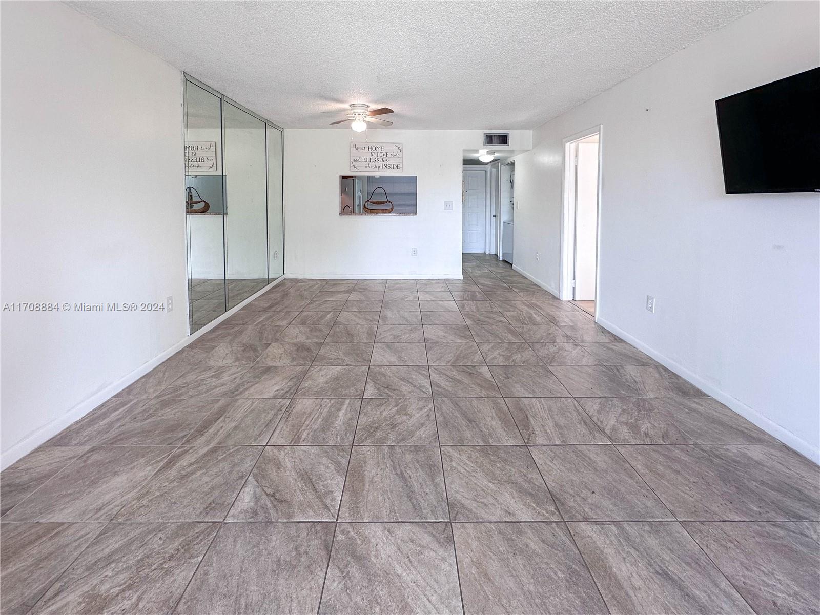 1100 Colony Point Cir # 218