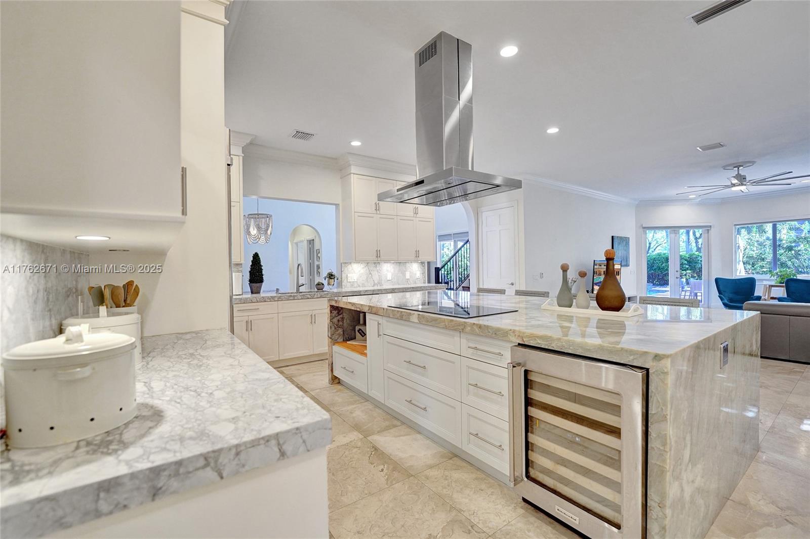 2481 Provence Cir