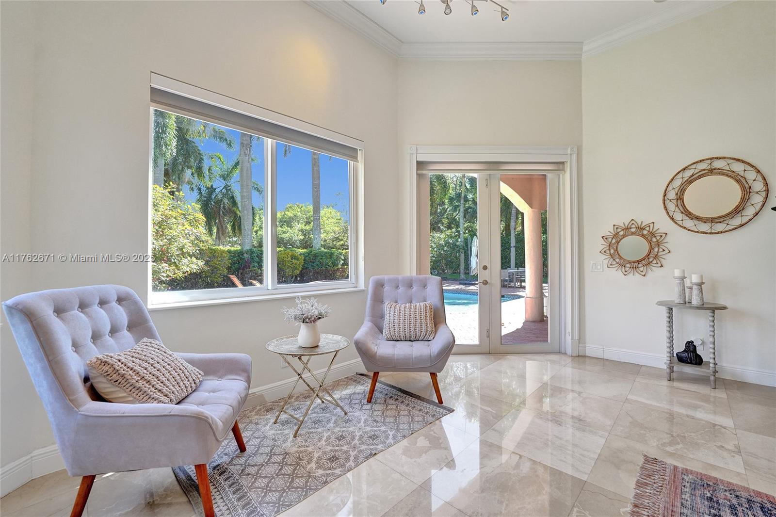 2481 Provence Cir