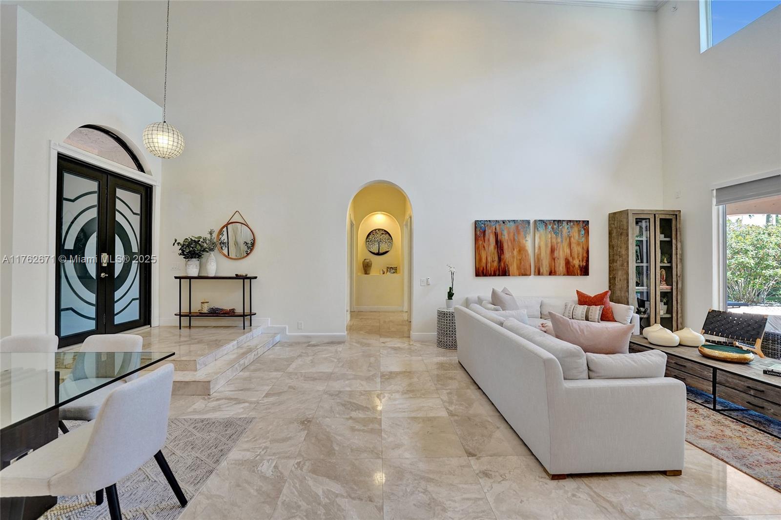 2481 Provence Cir