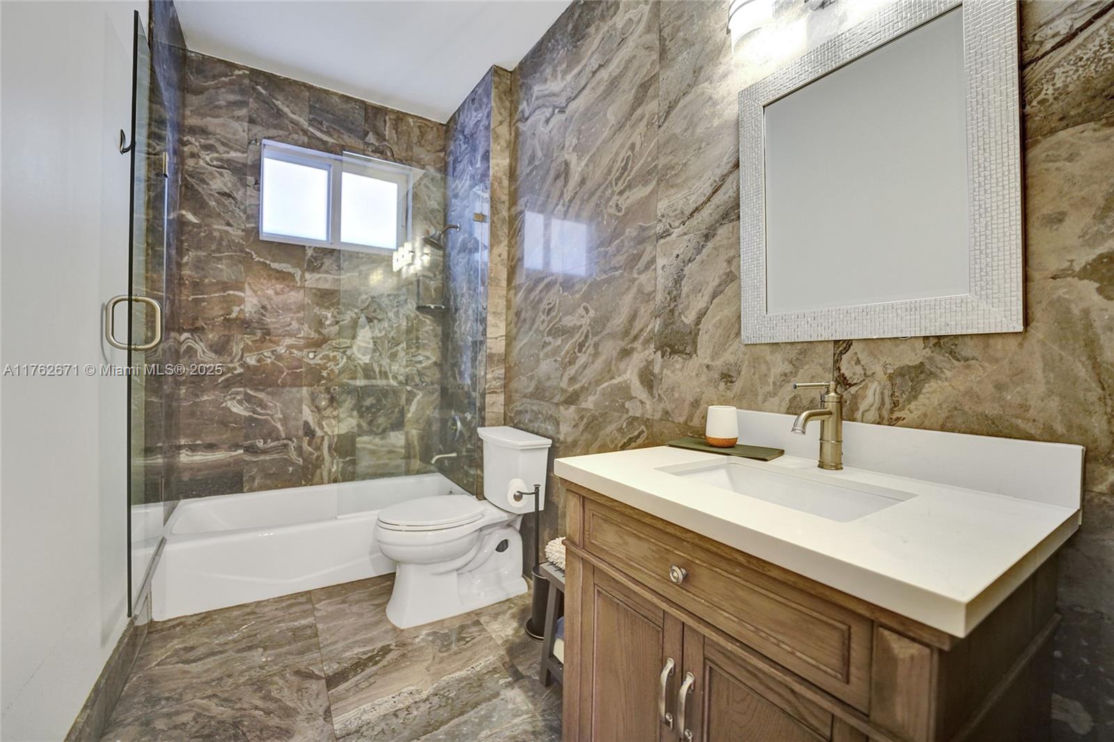 2481 Provence Cir