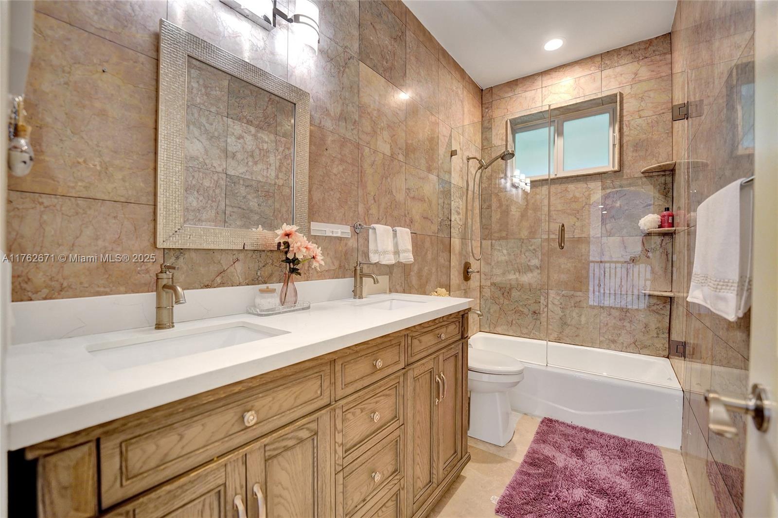 2481 Provence Cir