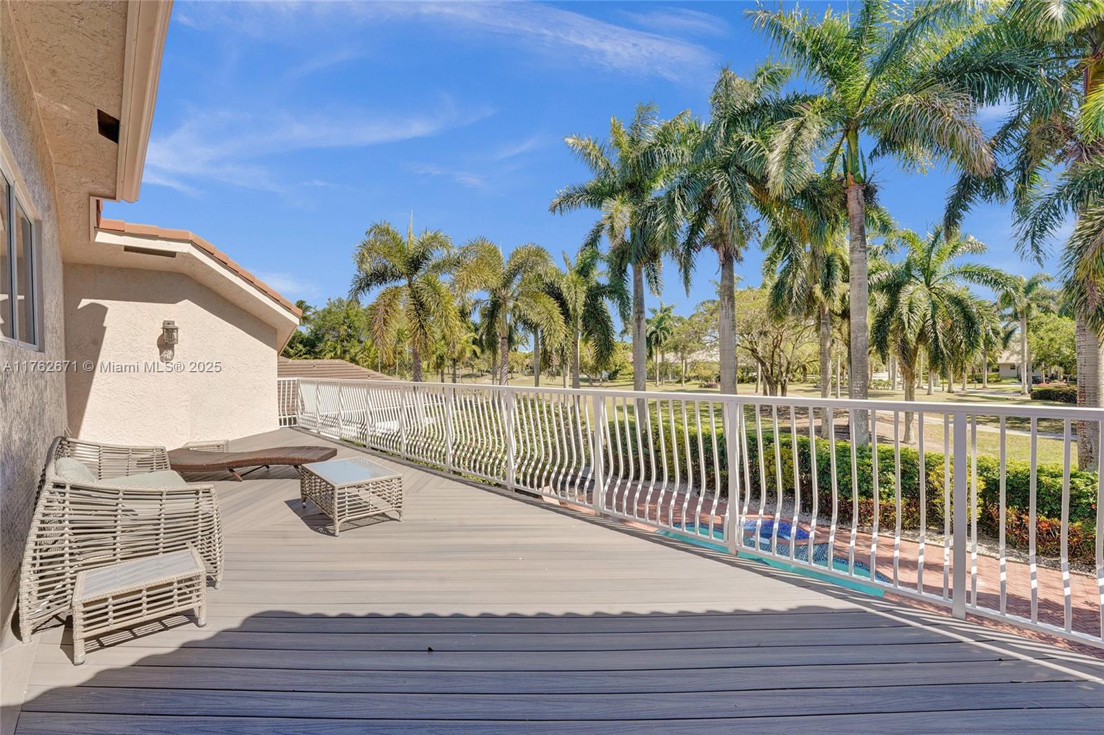 2481 Provence Cir