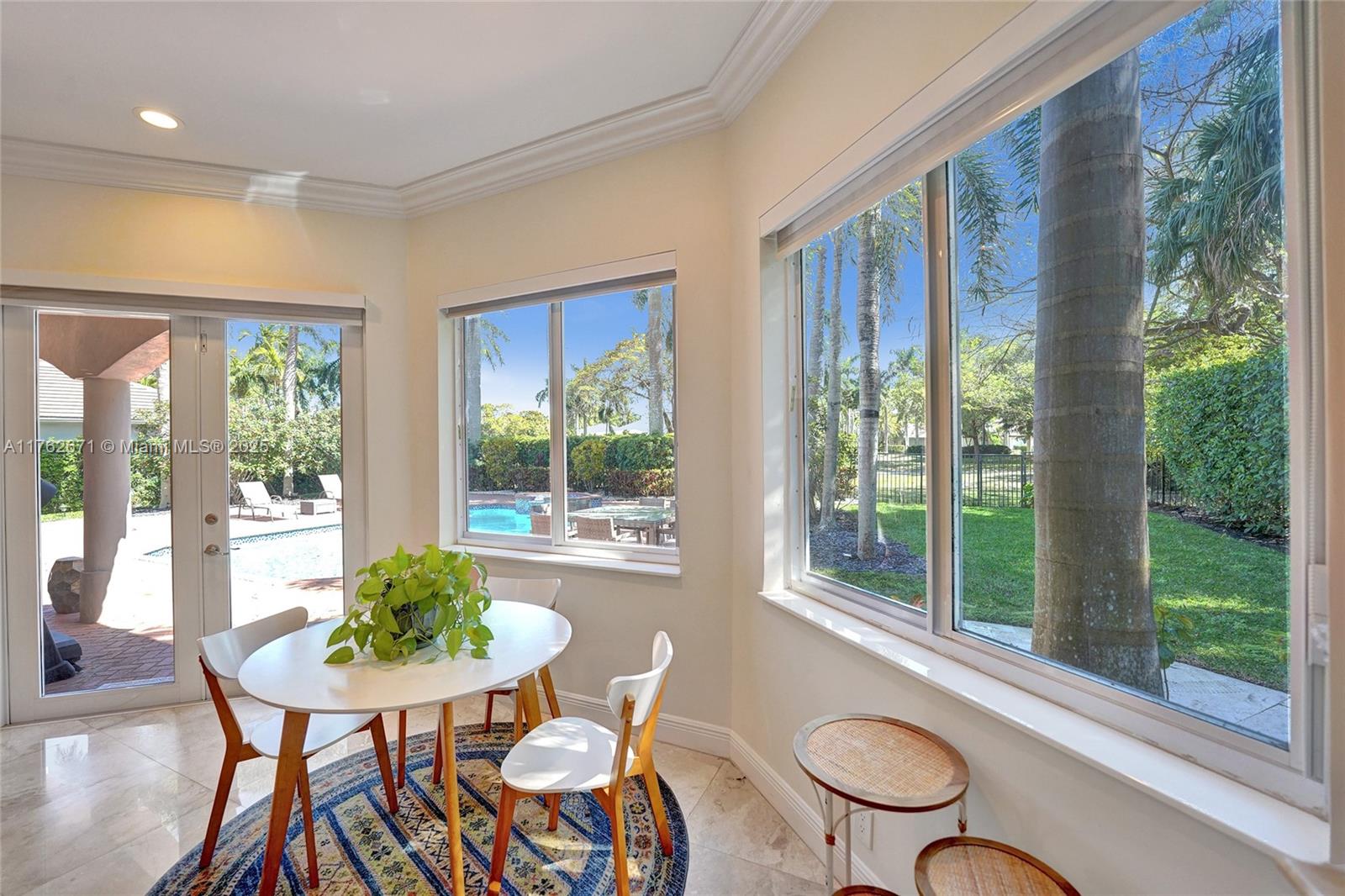 2481 Provence Cir