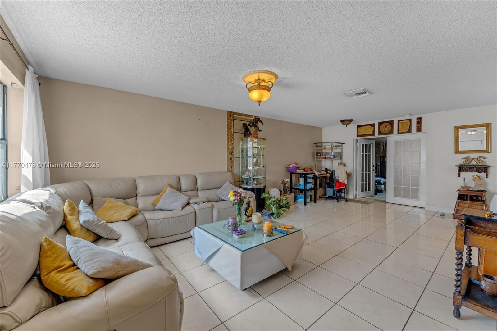 15157 SW 95th St