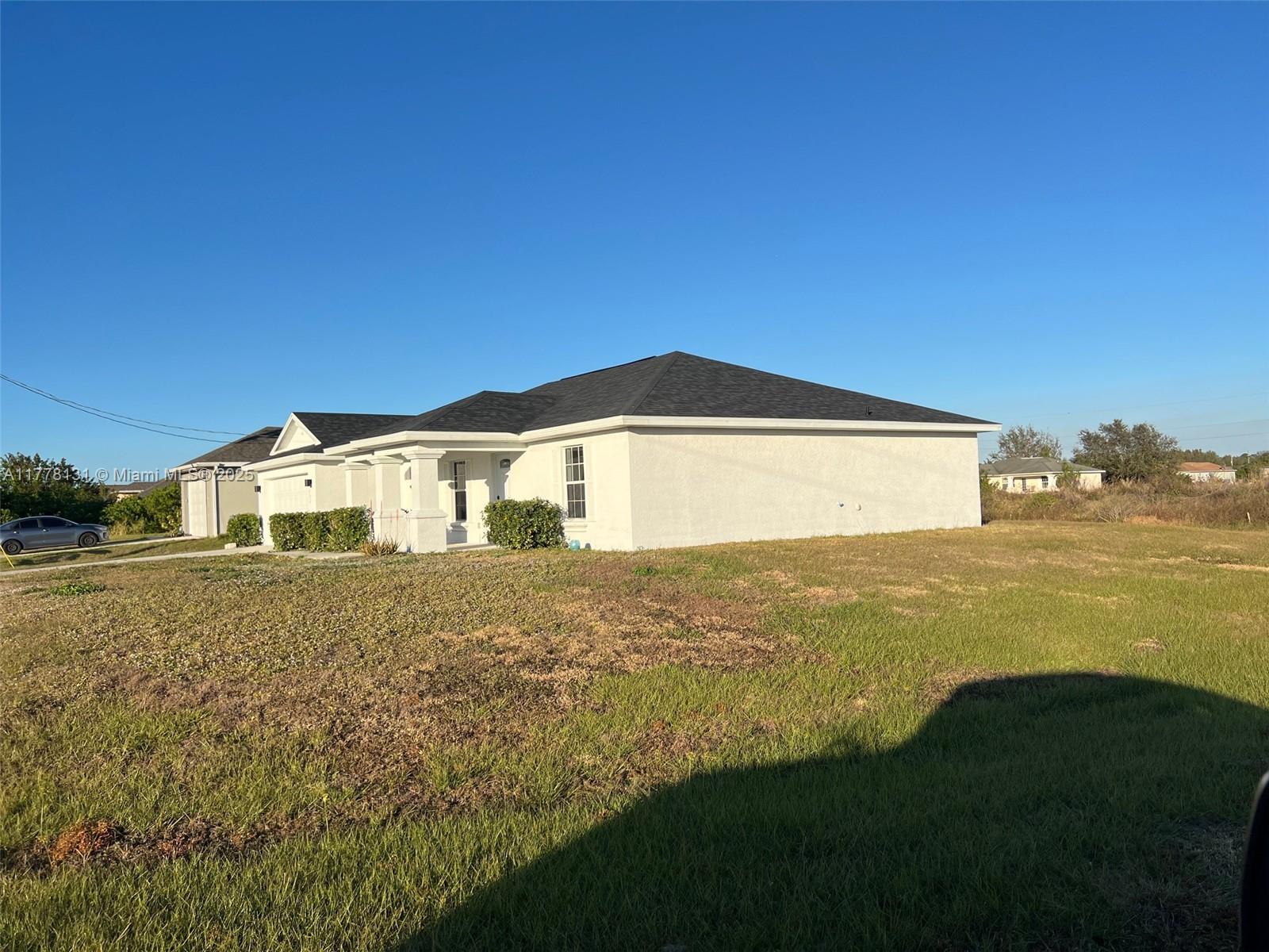 371 Portage Ave