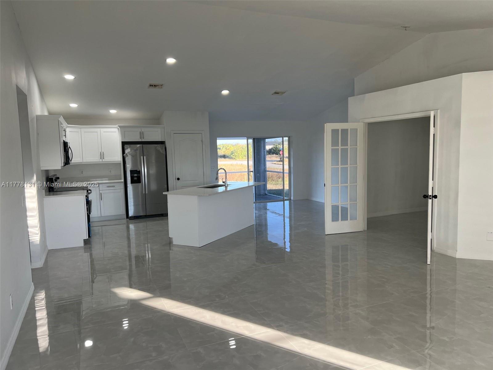 371 Portage Ave