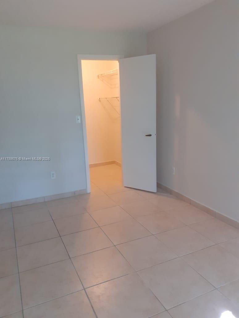 9170 Fontainebleau Blvd # 405