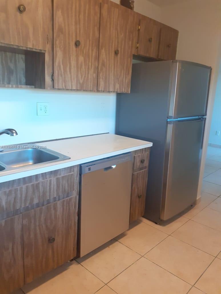 9170 Fontainebleau Blvd # 405
