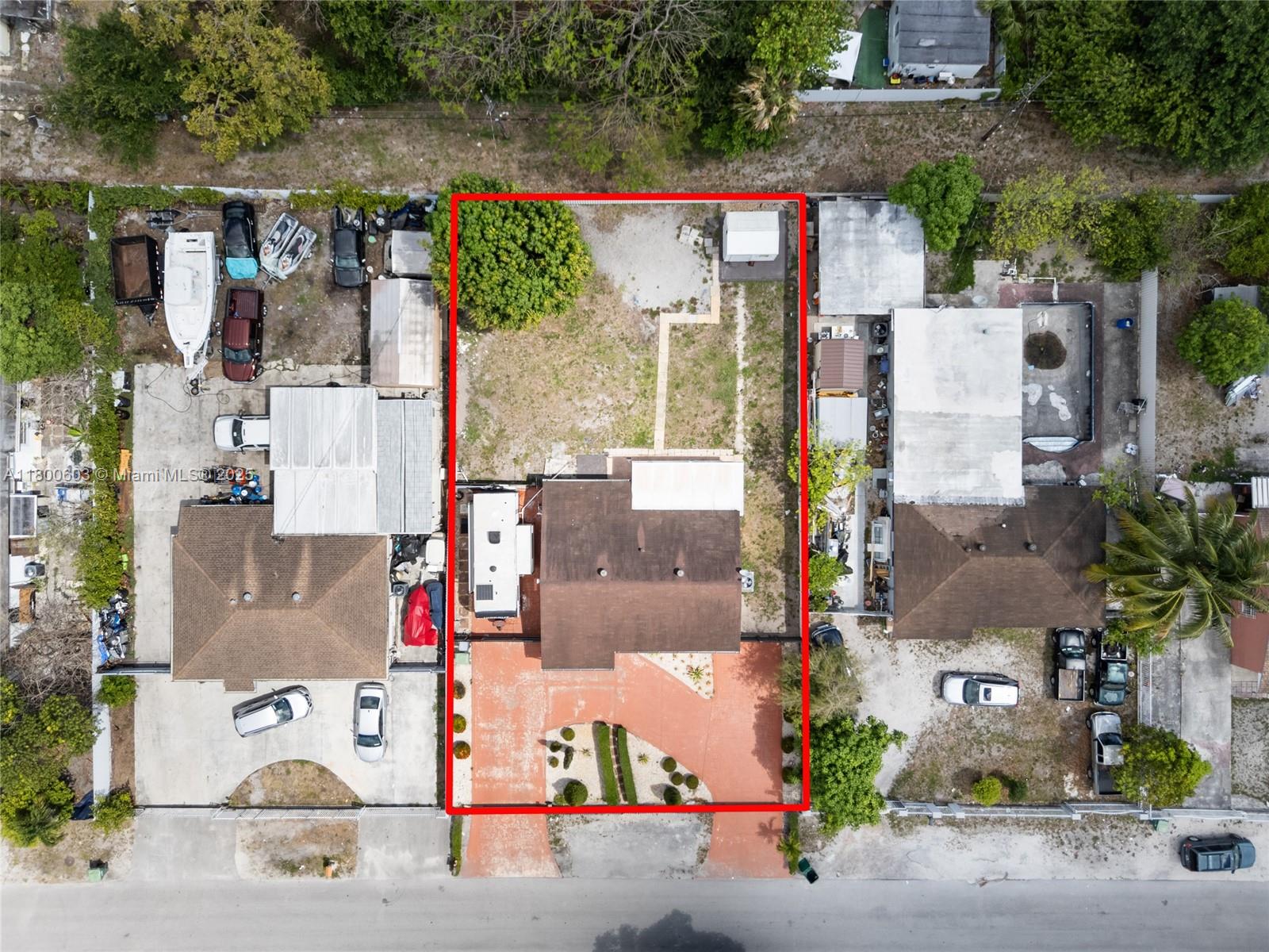 915 Atlantic Ave, Opa-Locka