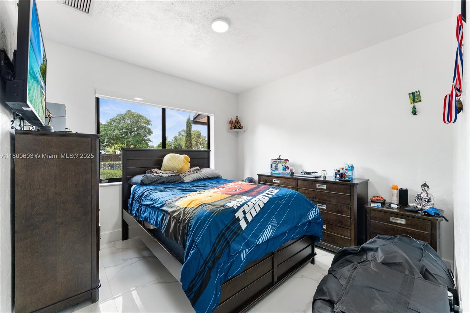 915 Atlantic Ave, Opa-Locka