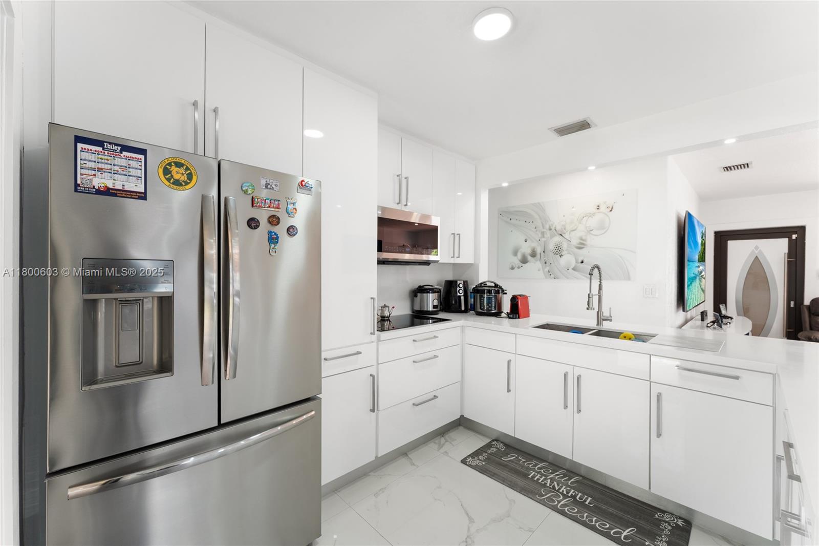 915 Atlantic Ave, Opa-Locka