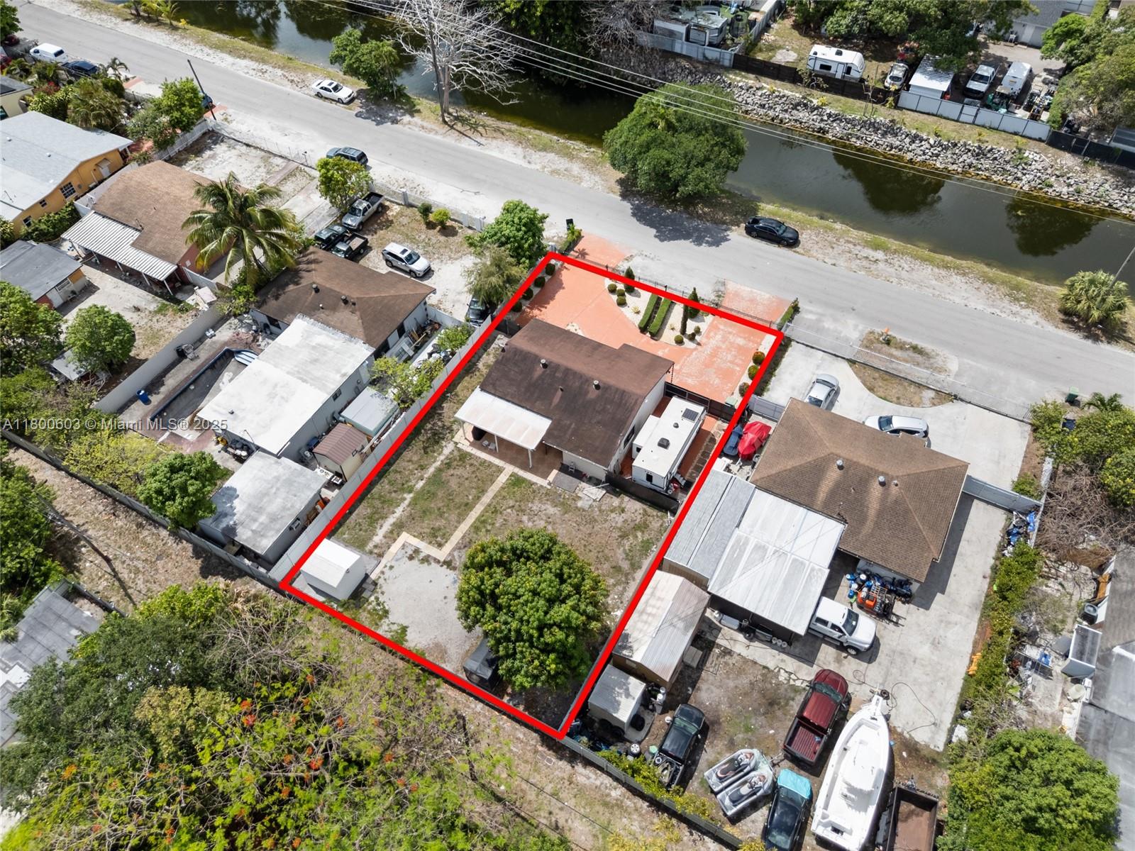 915 Atlantic Ave, Opa-Locka