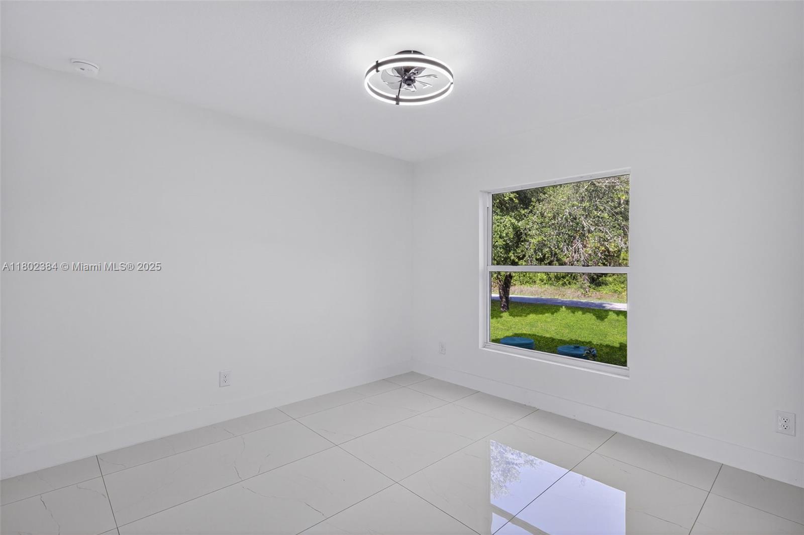 1108 Henry Ave