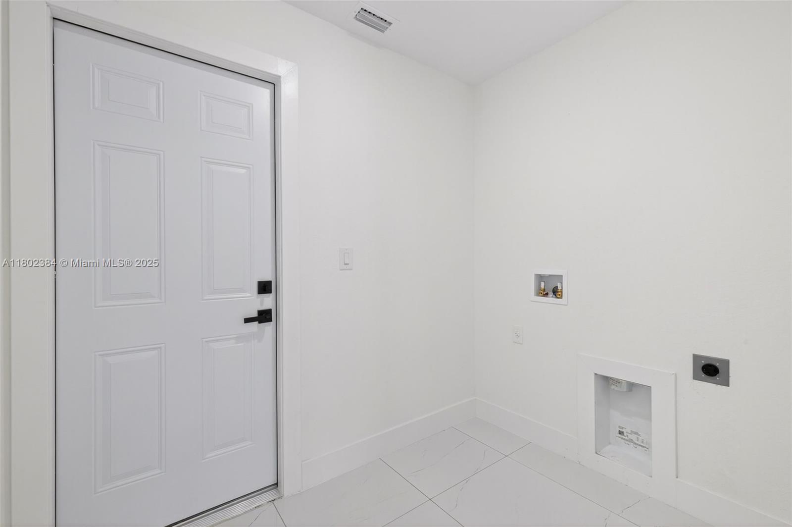 1108 Henry Ave