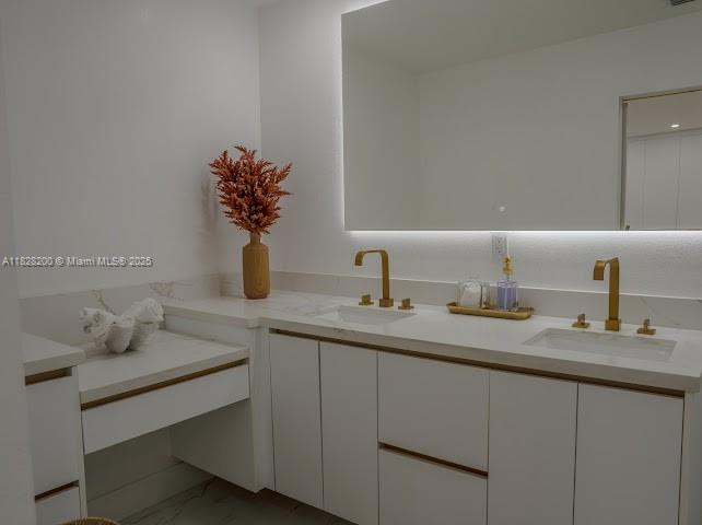 40 W 63rd St