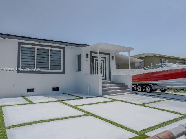 40 W 63rd St
