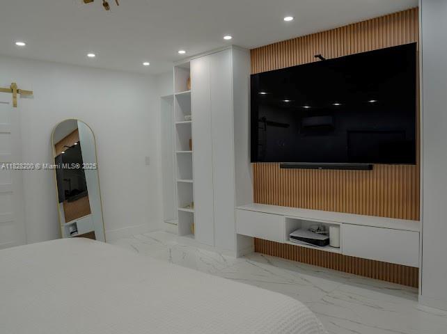 40 W 63rd St
