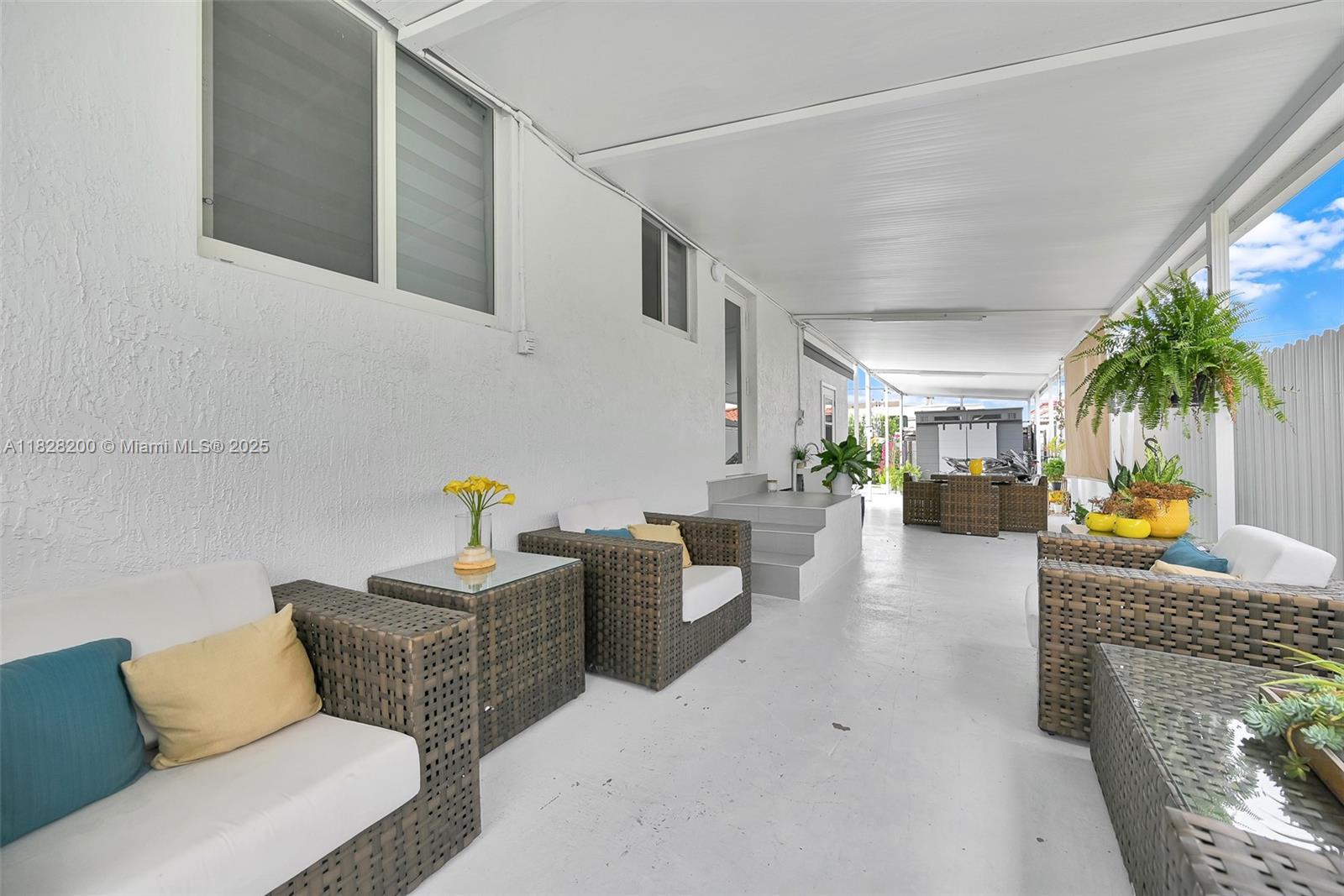 40 W 63rd St