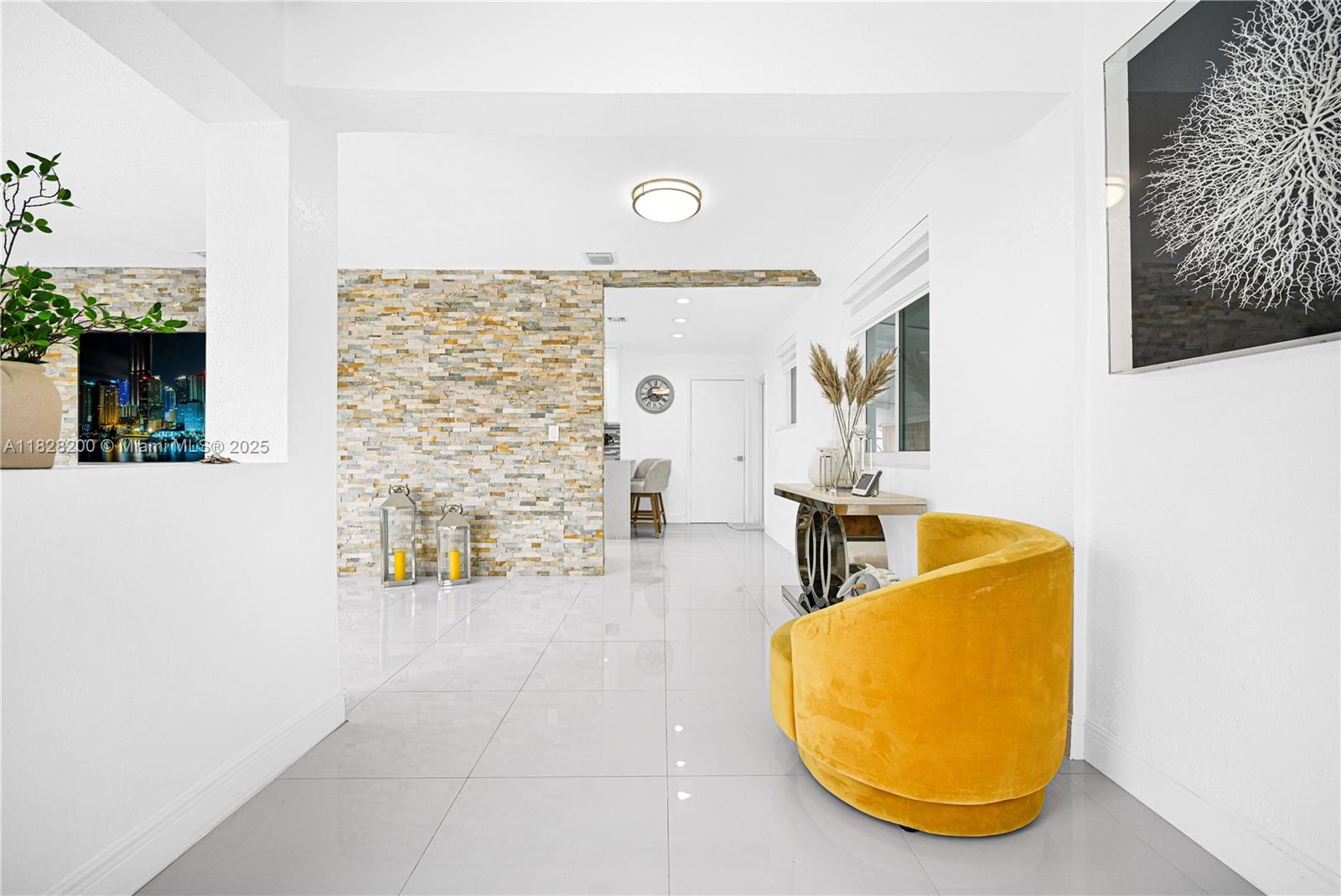 40 W 63rd St