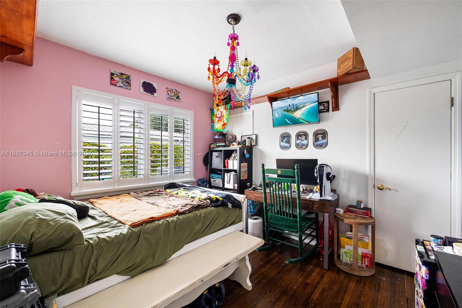600 Oriole Ave
