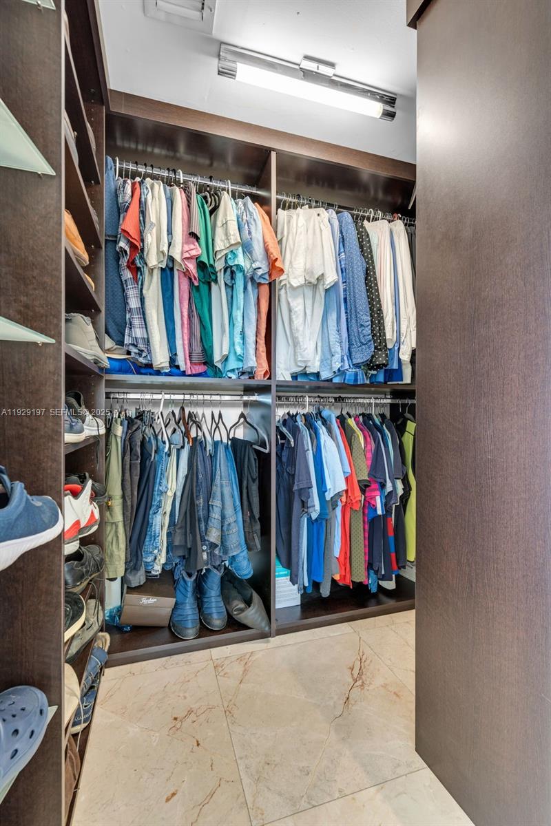 7430 Miami Lakes Dr Unit: E301