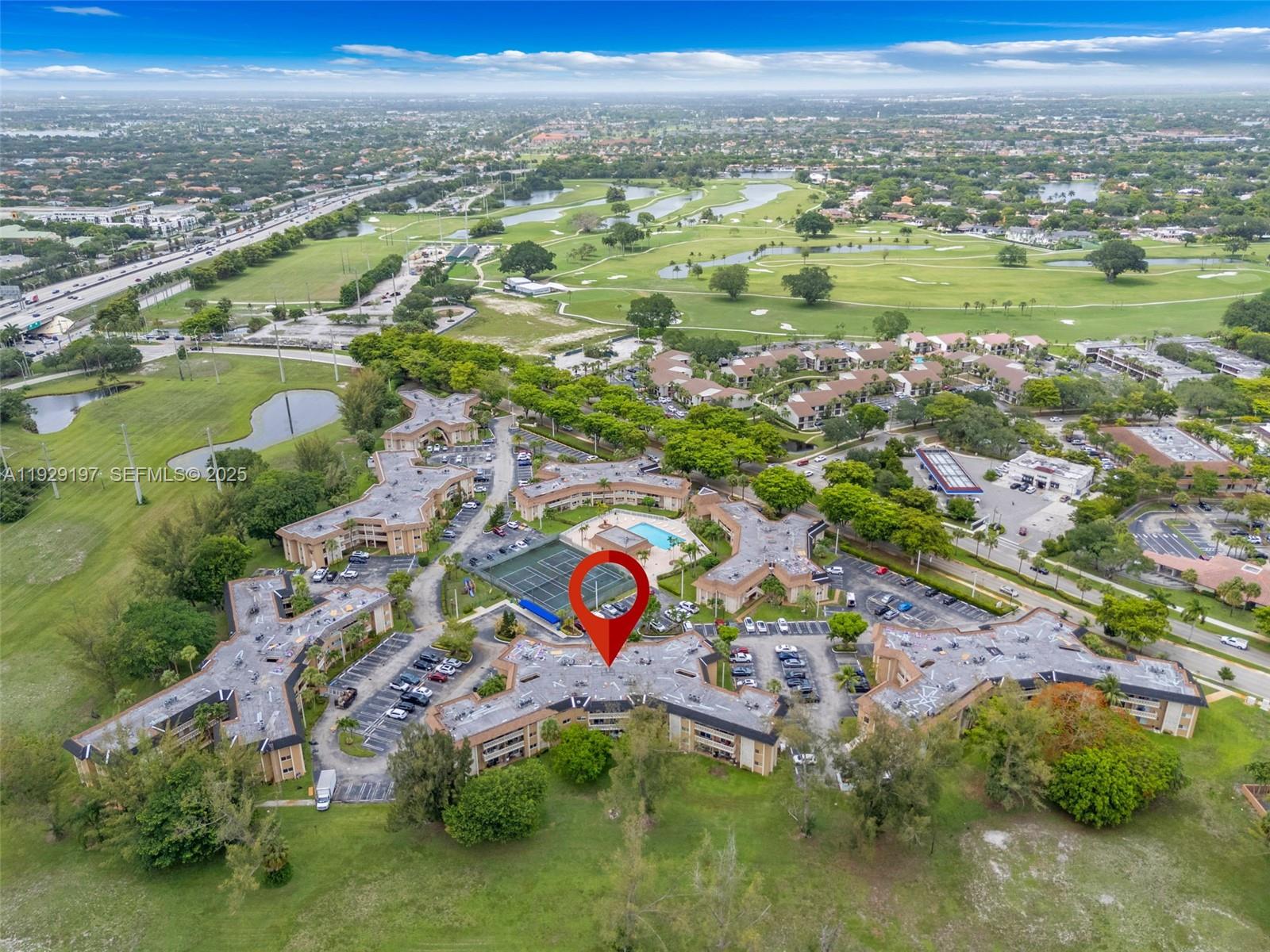 7430 Miami Lakes Dr Unit: E301