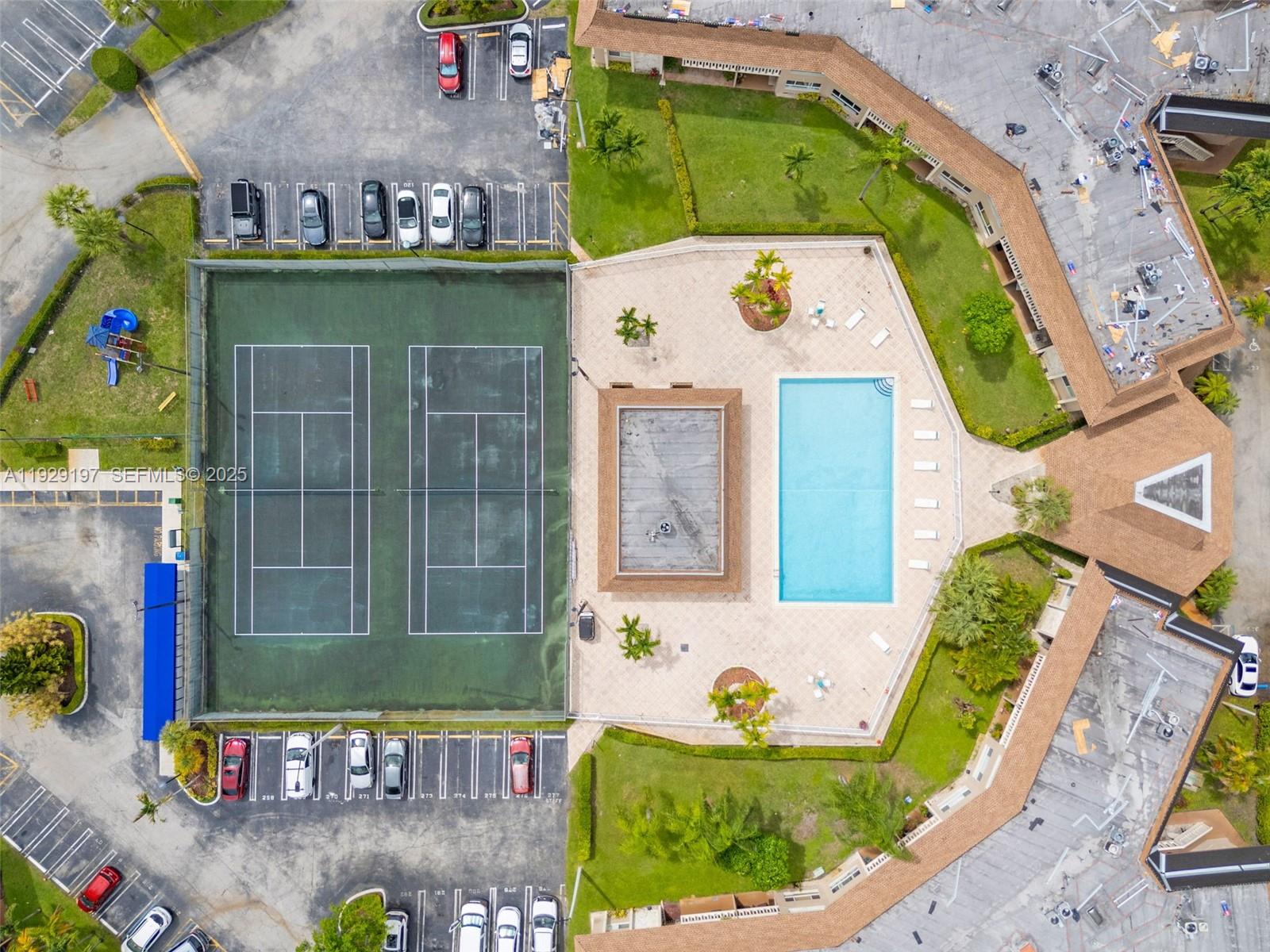 7430 Miami Lakes Dr Unit: E301