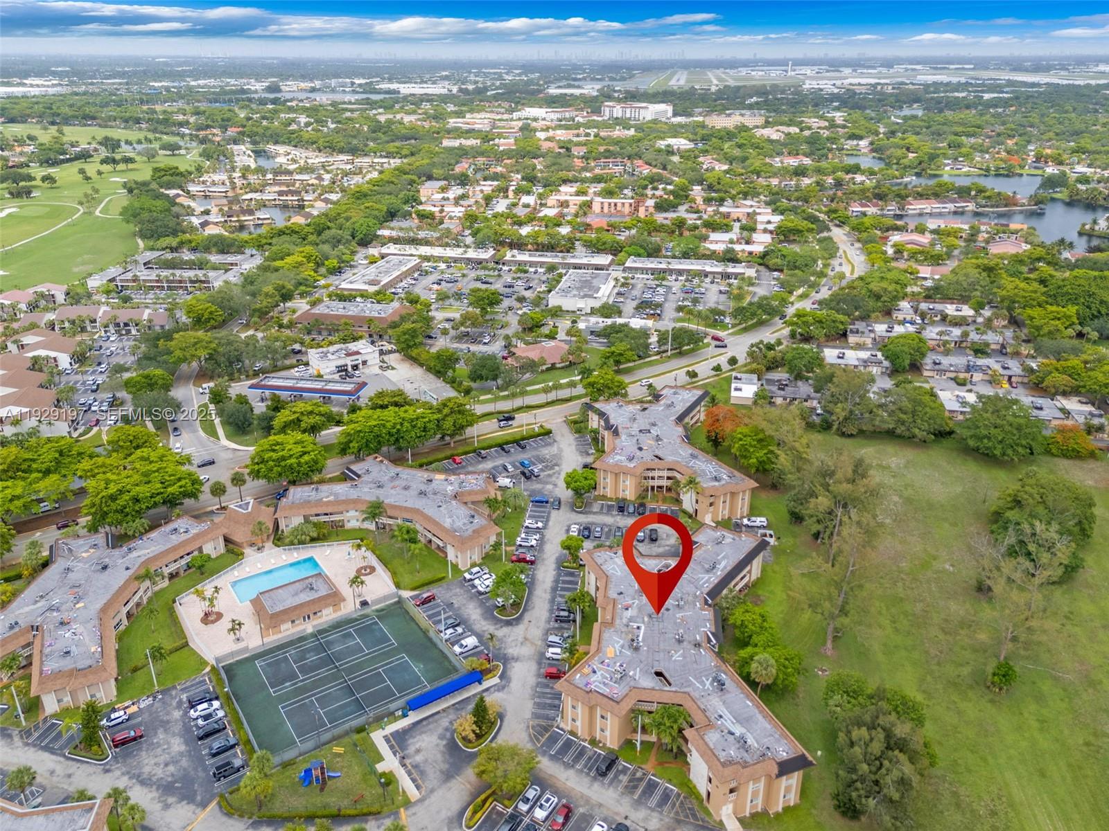 7430 Miami Lakes Dr Unit: E301